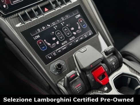 Used 2024 Lamborghini Urus Performante image 17