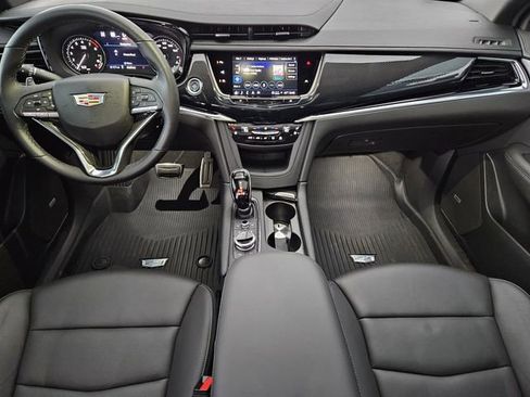 New 2025 Cadillac XT6 Sport w/ Technology Package image 12