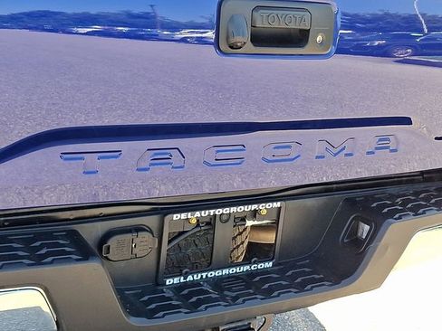 Certified 2023 Toyota Tacoma TRD Off-Road image 29