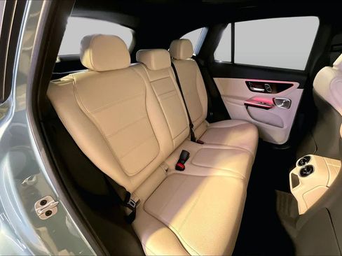 Used 2026 Mercedes-Benz GLC 300 4MATIC image 20