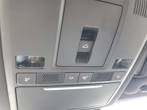 Used 2025 MAZDA CX-5 Signature image 30