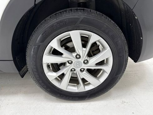 Used 2019 Hyundai Tucson SE image 7