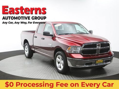 Used 2024 RAM 1500 Classic SLT AWD/4WD image 46