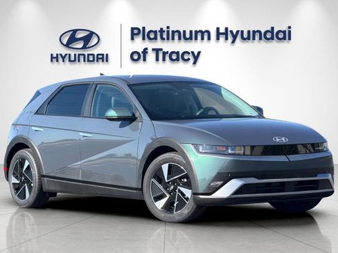 New 2026 Hyundai Ioniq 5 SEL RWD image 2