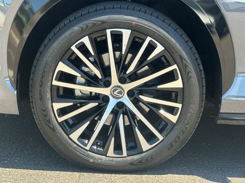Used 2023 Lexus RZ 450e Premium w/ Accessory Package (Z1) AWD/4WD image 13