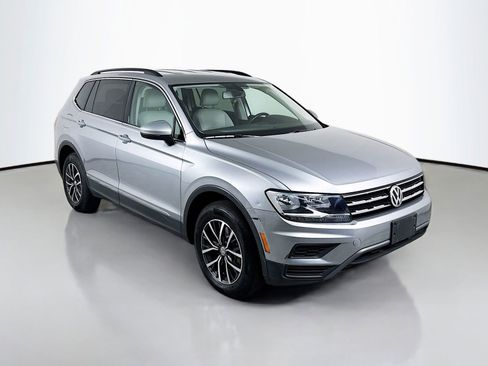 Used 2020 Volkswagen Tiguan SE image 7