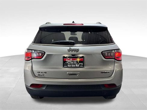 Used 2024 Jeep Compass Latitude AWD/4WD image 6