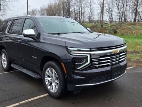 Used 2025 Chevrolet Tahoe Premier image 1