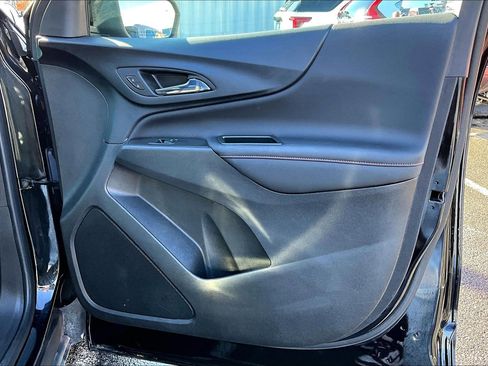 Used 2024 Chevrolet Equinox RS image 20