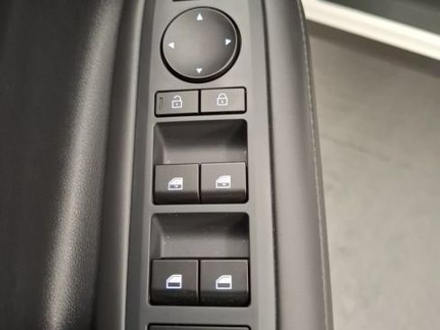 Certified 2026 Hyundai Santa Fe SEL FWD image 16