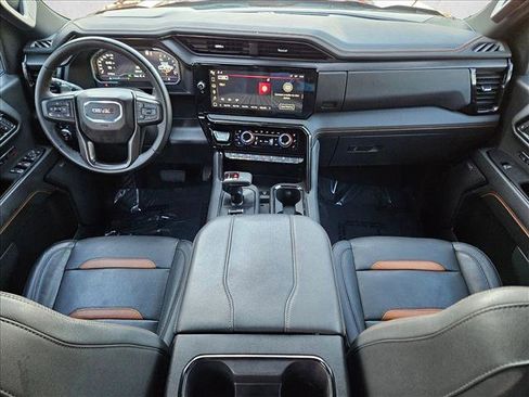 Used 2023 GMC Sierra 1500 AT4 image 18