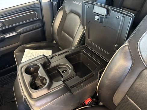 Used 2021 RAM 1500 Laramie AWD/4WD image 19