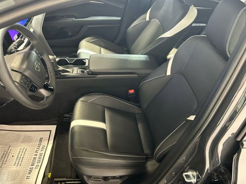 Certified 2026 Toyota Camry SE w/ Multimedia Upgrade Package FWD image 11