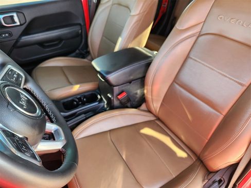 Used 2023 Jeep Gladiator Overland w/ Popular Equipment Package image 17