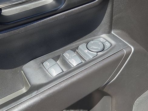 Used 2023 Chevrolet Silverado 1500 Custom RWD image 19