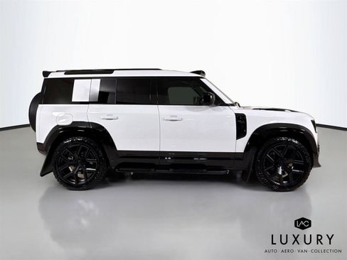 Used 2026 Land Rover Defender 110 X-Dynamic SE AWD/4WD image 5