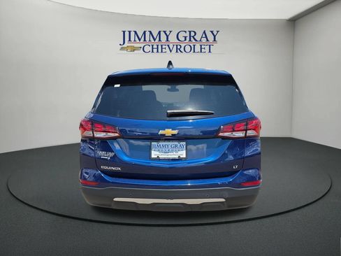 Used 2023 Chevrolet Equinox LT FWD image 4