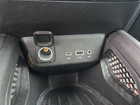 Used 2022 Chevrolet TrailBlazer RS image 29