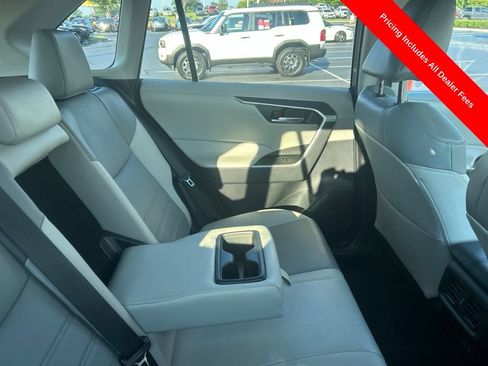 Used 2023 Toyota RAV4 XLE Premium FWD image 5