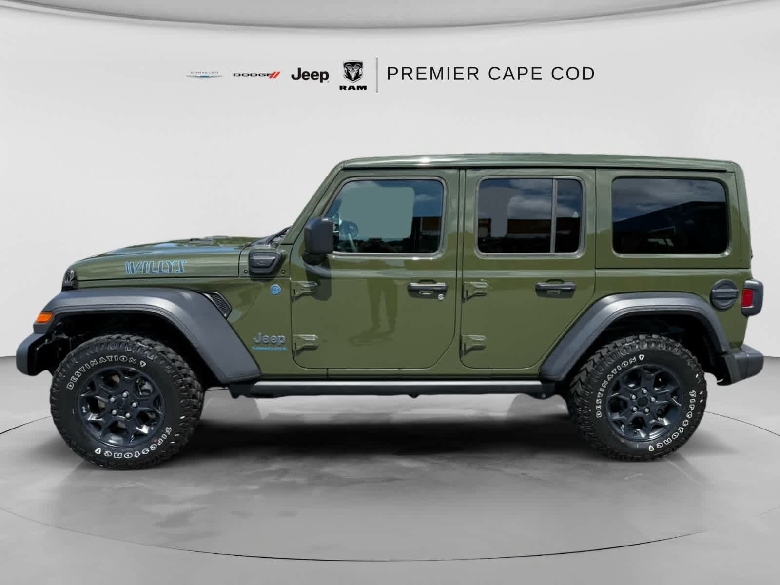 Used 2023 Jeep Wrangler Unlimited w/ Sun & Screen Package AWD/4WD image 8