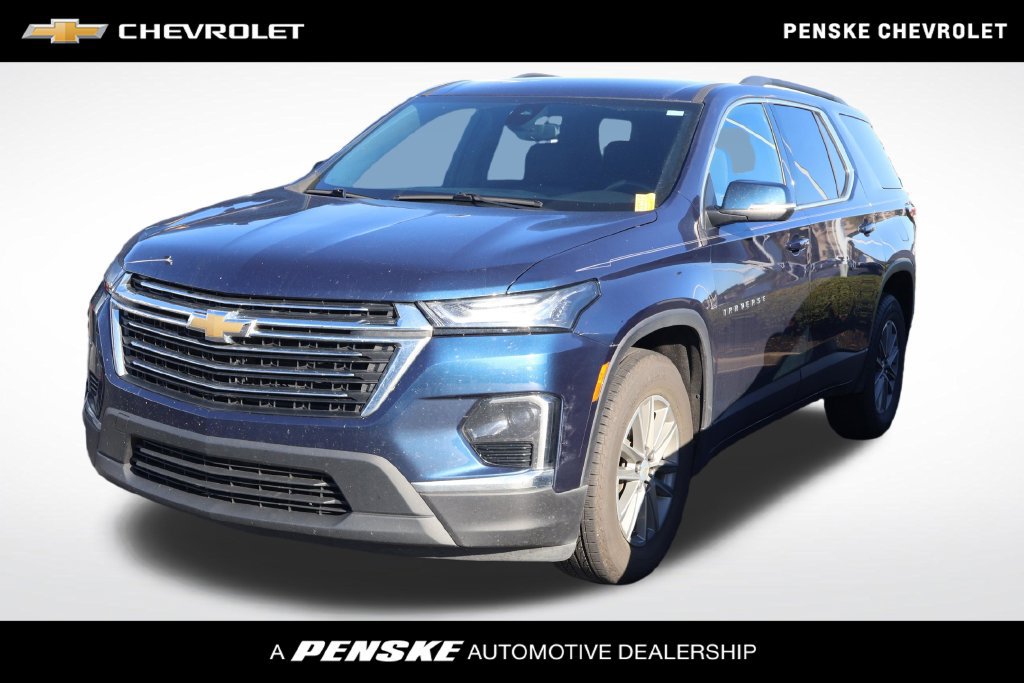 Used 2023 Chevrolet Traverse LT AWD/4WD image 1