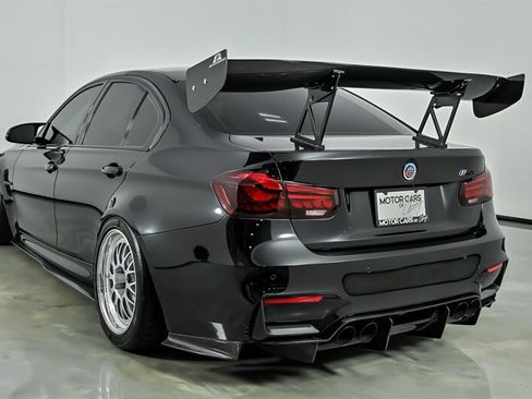 Used 2018 BMW M3 w/ Competition Package RWD image 8