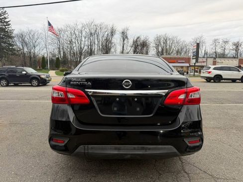 Used 2016 Nissan Sentra S image 7
