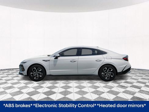 New 2025 Hyundai Sonata SEL image 5