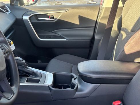 New 2025 Toyota RAV4 XLE w/ Convenience Package image 10