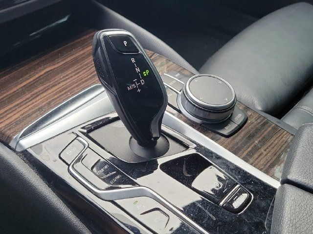 Used 2021 BMW 530i RWD image 33