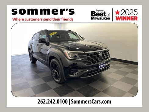 Used 2025 Volkswagen Atlas Cross Sport SEL R-Line AWD/4WD image 1