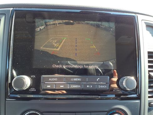 Used 2021 Nissan Titan S w/ S Utility Package image 14