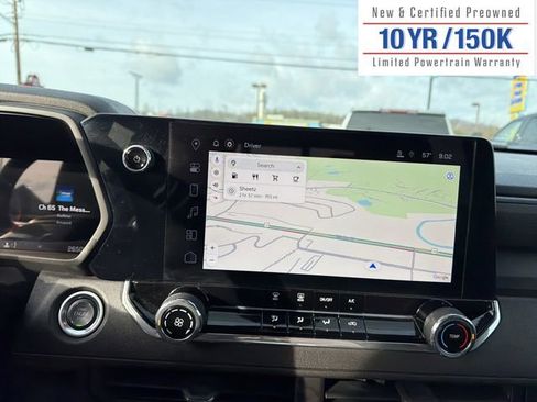 Used 2024 Chevrolet Colorado Trail Boss w/ Technology Package image 21