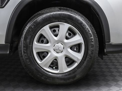 Used 2024 Mitsubishi Outlander Sport ES image 29