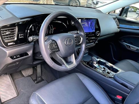 Used 2024 Lexus NX 250 w/ Towing Package (2000 Lbs) image 18