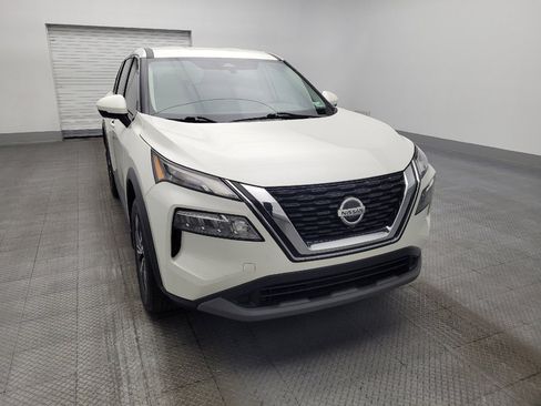 Used 2021 Nissan Rogue SV image 14