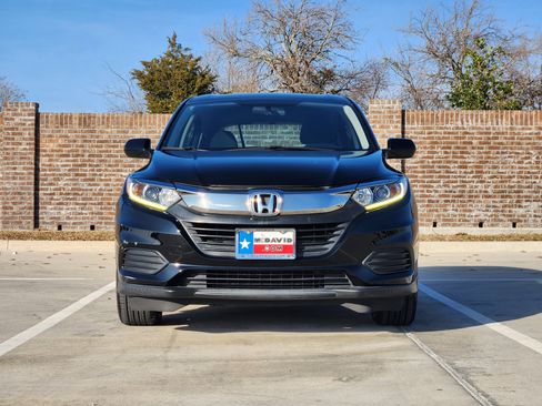 Used 2020 Honda HR-V LX image 2