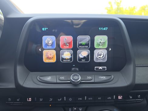Used 2017 Chevrolet Camaro SS RWD image 24