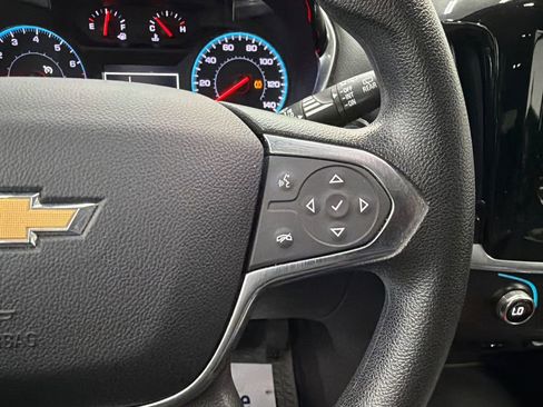 Used 2019 Chevrolet Traverse LS FWD image 25