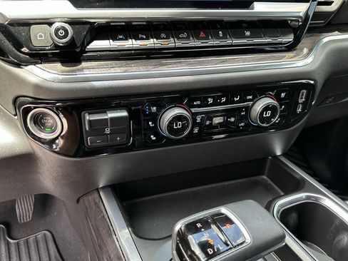 Used 2023 Chevrolet Silverado 1500 LTZ w/ Technology Package RWD image 24