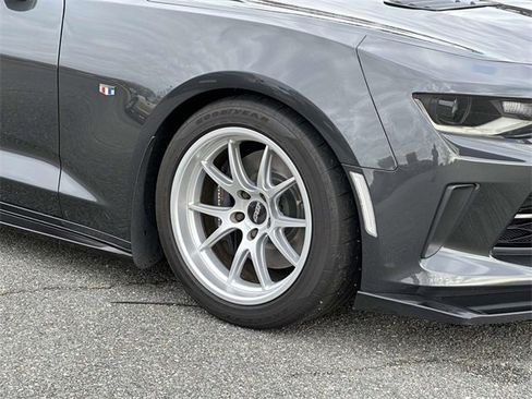 Used 2018 Chevrolet Camaro LT image 7