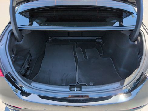 Used 2025 Mercedes-Benz C 300 Sedan image 32