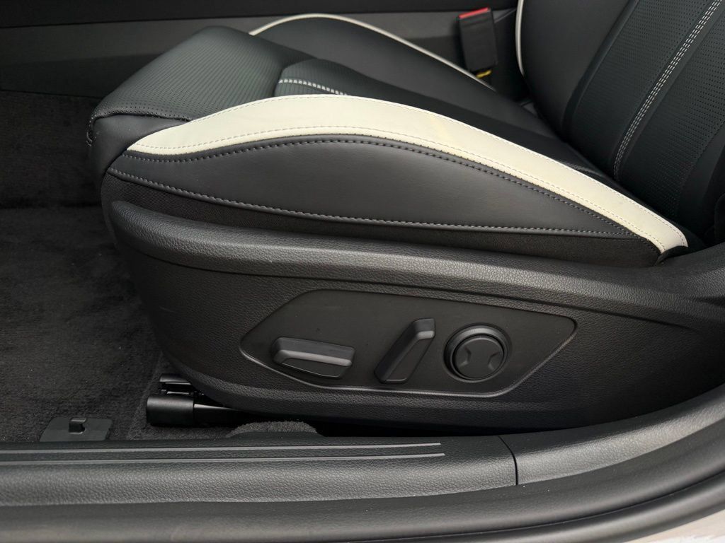 New 2026 Kia K5 GT-Line w/ GT-Line Premium Package FWD image 11