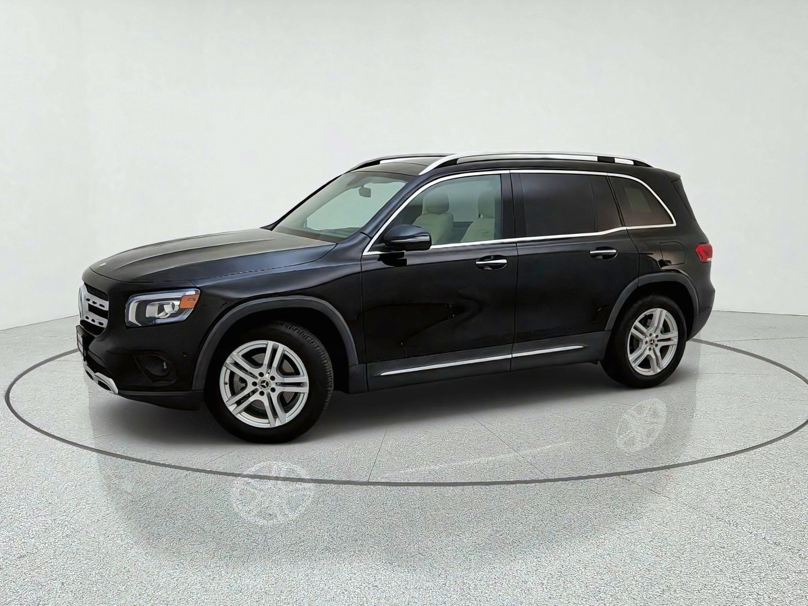Used 2023 Mercedes-Benz GLB 250 image 15