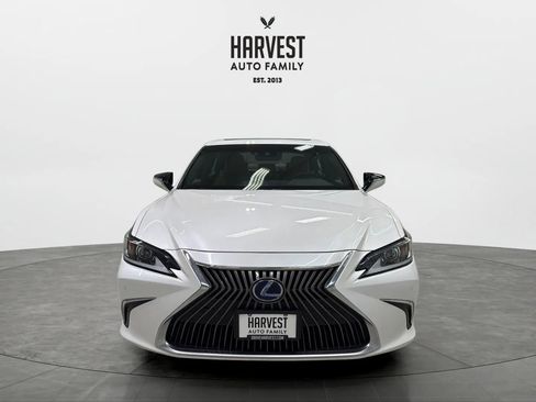 Used 2021 Lexus ES 300h w/ Premium Package FWD image 11