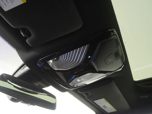 Certified 2022 BMW 230i Coupe w/ Premium Package 2 image 18