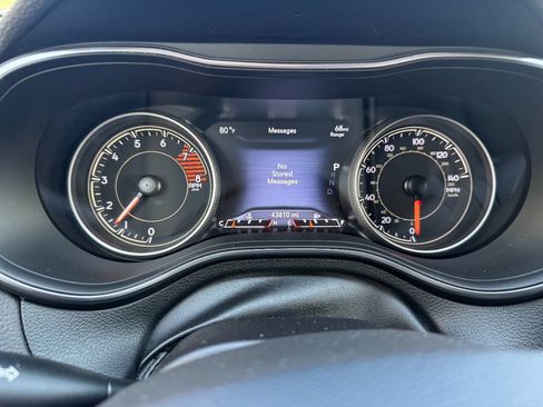 Used 2020 Jeep Cherokee Limited AWD/4WD image 29