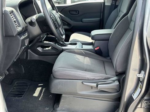 Used 2024 Nissan Frontier S w/ Technology Package RWD image 13
