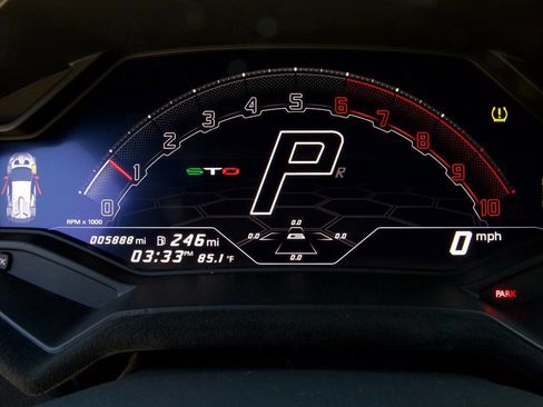Used 2023 Lamborghini Huracan STO RWD image 9