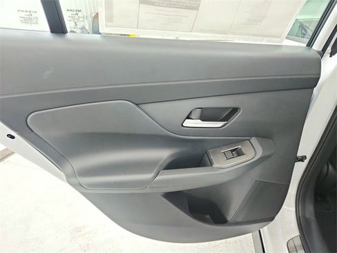 New 2026 Nissan Sentra SR w/ Floor Mat Package image 32